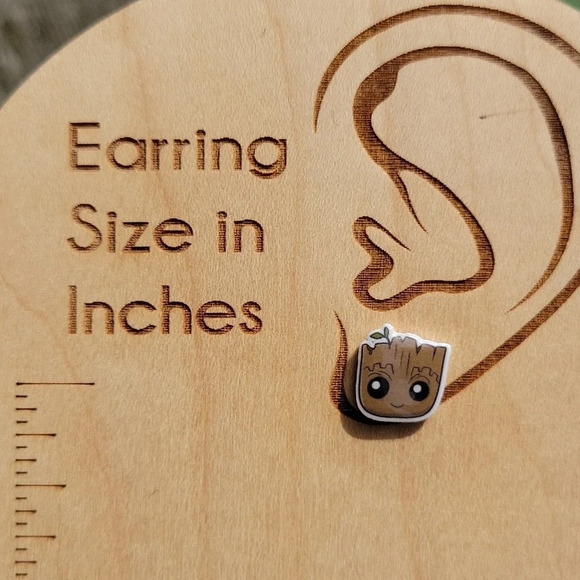Groot Stud Earrings, unisex - Picture 3 of 6